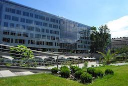 eiffel_medical_center