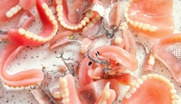 dentures255